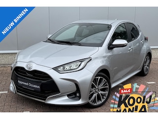 Toyota Yaris 1.5 Hybrid 130 Executive Stoel- & Stuur verwarming, HUD, Dodehoek detectie, Parkeersensoren rondom, JBL, LED, Leder met premium stof, Smart Key