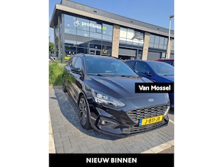 Ford Focus Wagon 1.0 EcoBoost ST-Line X Nieuw Binnen, meer foto's volgen | Automaat | 18 inch. | Winter pakket | Apple Carplay