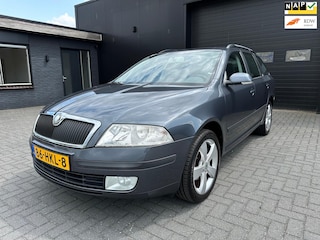 Skoda Octavia Combi 1.6 FSI TOUR BJ09 AIRCO LMV