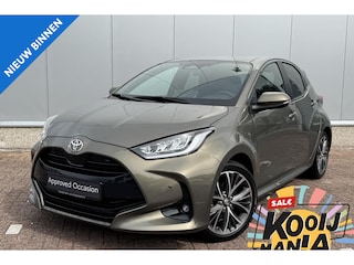 Toyota Yaris 1.5 Hybrid 130 Executive Stoel- & Stuur verwarming, HUD, Dodehoek detectie, Parkeersensoren rondom, JBL, LED, Leder met premium stof, Smart Key