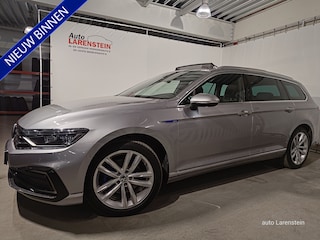 Volkswagen Passat Variant 1.4 TSI PHEV 218pk GTE Business Plus Carplay / Leer / A.Cam./ Navi./ Trekhaak / Panoramadak / Standkachel / Geheug- Massagestoel / Winter Pack