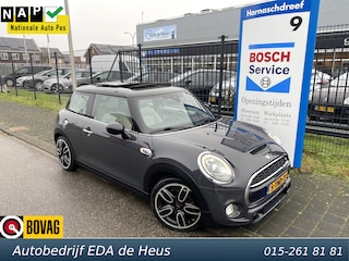 Mini Mini 2.0 192pk Chili Mini 2.0 Cooper S 192pk NL-auto met panodak, HUD, LED, navi, leer, etc.