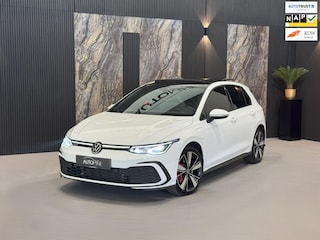 Volkswagen Golf GTE 1.4 eHyb|PANO|HUD|IQ|SFEER|BOMVOL
