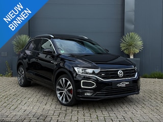 Volkswagen T-Roc 1.5 TSI R-line Automaat Pano ACC Camera Trekhaak