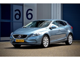 Volvo V40 1.6 T3 Summum / NL Auto / Leder / Xenon / NIEUWSTAAT