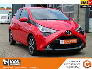 Toyota Aygo 1.0 VVT-i x-play | Automaat! | Navi | Camera |