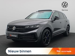 Volkswagen Touareg 3.0 TSi eHybrid 4MOTION R Edition 463PK Aut. Pano-Schuifdak, Servosluiting, Puglia Leer, 360gr. Camera, Stoel-Stuurverwarming, Keyless, Luchtvering, Trekhaak, 22" LM Velgen