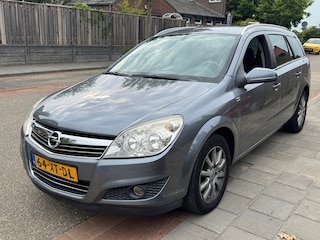 Opel Astra Wagon 1.6 Temptation 116PK! 1e eigenaar! NL AUTO NAP! Airco l Cruise l Trekhaak l LMV l MTF-stuur! DEALER ONDERHOUDEN!