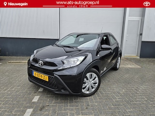 Toyota Aygo 1.0 VVT-i MT Play | Adaptieve Cruise Control | Apple Carplay & Android Auto | Achteruitrijcamera | Garantie t/m 03-2034 of 200.000km