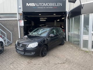 Volkswagen Polo 1.4-16V Trendline/5 deurs/Airco/2 eigenaar/Apk/zwart metalic!