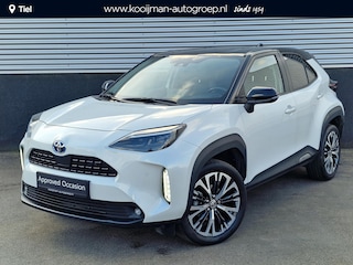 Toyota Yaris Cross 1.5 Hybrid Adventure CVT-Automaat Bi-Tone Parelmoer wit met zwart dak | Dodehoekdetectie | Achteruitrij camera| Stoelverwarming | Adaptive cruise control | Trekhaak | All season banden | Keyless | Parkeersensoren |
