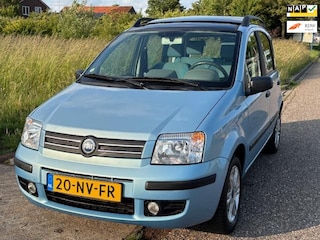Fiat Panda 1.2 Emotion 5-Drs ECC Audio/Bluetooth Electric pakket Panoramadak ABS Dakrails LMV 14" Dealeronderhoud Apk 22/03/2026