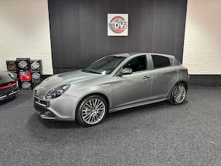 Alfa Romeo Giulietta 1.4 Turbo, NAV, CRUISE, LED, PDC, CLIMAT, LMV