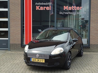 Fiat Punto Grande 1.4 Edizione Lusso *AIRCO* *NETTE AUTO* *APK T/M 30-06-2026*