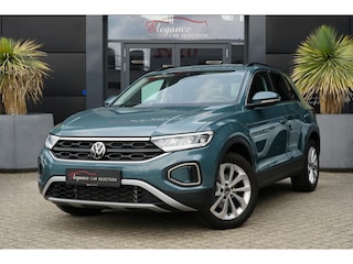 Volkswagen T-Roc 1.5 TSI Life Business 150pk AppleCarplay/Cruise/ParkAssist