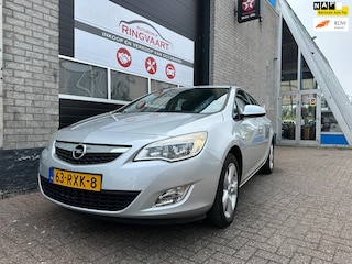 Opel Astra Sports Tourer 1.4 Turbo Edition Met Nieuwe APK