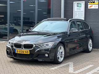 BMW 3-serie Touring 320i High Executive/2E EIG/M-PAKKET/PANODAK/NAVI/AIRCO/NL-AUTO NAP!!