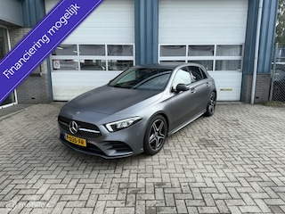 Mercedes-Benz A-klasse 180 Business Solution AMG