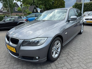 BMW 3-serie Touring 320i Business Line Automaat 170pk,Apk 14/4/26,Cruise,Navi,Elek-pakket