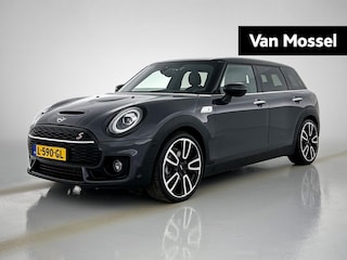 Mini Clubman 2.0 Cooper S Hammersmith | Automaat | Navigatie | Apple Carplay / Android Auto | Heads-Up Display | Vol Leer | Harman-Kardon | Achteruitrijcamera | Stoelverwarming | Climate Control | Sportonderstel | DAB | Lichtmetalen Velgen |
