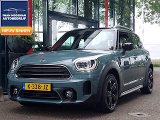 Mini Countryman 1.5 Cooper Business Edition AUTOMAAT | Navigatie | Parkeersensoren | Cruise Control | Climate Control