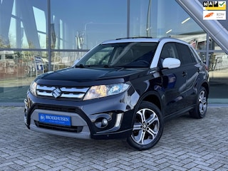 Suzuki Vitara 1.6 High Executive Allgrip 120pk Panoramadak / Trekhaak / Stoelverwarming