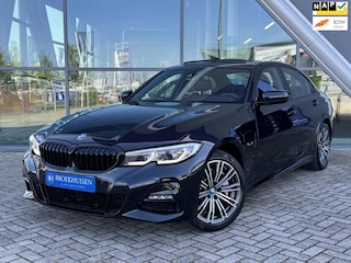 BMW 330e Plug In Hybride Business M Sport Plus 292pk Camera / HU Display / Dashcam