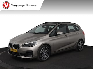 BMW 2-serie Tourer 218i High Executive |NAP |1e eigenaar | Automaat | Pano | HUD | Stoelverwarming | Camera