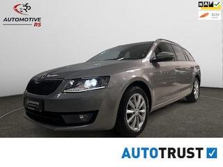Skoda Octavia Combi 1.6 TDI Greentech Ambition Automaat Navi Trekhaak Zuinig & Comfortabel!
