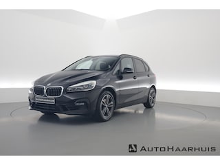 BMW 2-serie Tourer 220i 192pk | Navi | Afn. Trekhaak | Camera | Keyless | LED | Stoelverw. | 17''