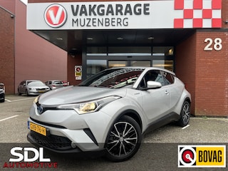 Toyota C-HR 1.8 Hybrid Executive Ultimate // ADAP. CRUISE // KEYLESS // CLIMA // DODEHOEK // STOEL+STUURVERWARMING // TREKHAAK //