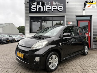 Daihatsu Sirion 2 1.3-16V Comfort -AIRCO-LICHTMETALEN VELGEN-TREKHAAK-ISOFIX-APK 06-06-2026!-136.455 KM'S!
