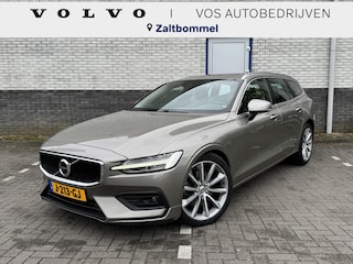 Volvo V60 2.0 T4 Momentum Pro | Schuif-/ kanteldak | Stoelverwarming voor + achter| Stuurwielverwarming| Adaptieve Cruise Control met Pilot Assist|