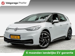 Volkswagen ID.3 First 58 kWh Trekhaak/ Navigatie/ Stoelverwarming/ Carplay/ Pdc v+a/ 18" Lmv