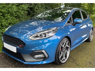 Ford Fiesta 1.5 EcoBoost ST-3 2018 PANO B&O NAVI 200PK DEALER ONDERHOUDEN