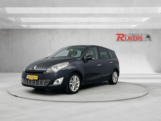 Renault Scénic 2.0 Privilege,Automaat,Cruise Contr,Navi,trekhaak,PDC V+A,Elektrische ramen,Centrale Deurvergrendeling