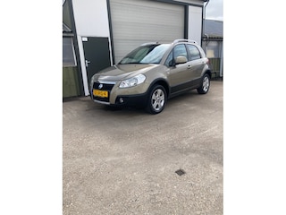 Fiat Sedici \Suzuki sx 4 4wd 1.6-16V Experience