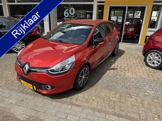 Renault Clio 0.9 TCe ECO DYNAMIC NAVIGATIE AICO PARKSENSOREN LICHTM.VELGEN HANDSFREE CPV ELEKTR.RAMEN