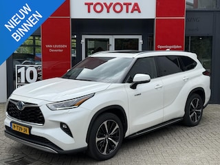 Toyota Highlander 2.5 AWD Hybrid Executive 360 CAMERA AFN TREKHAAK PANORAMADAK STOEL/STUUR VERWARMING JBL 7PERSOONS!