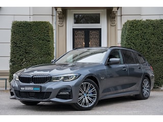 BMW 3-serie Touring 330e M-Sport TREKHAAK | ACC | LASER | 360 CAM | HUD | ADAPTIEF ONDERSTEL