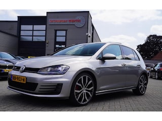 Volkswagen Golf 2.0 TDI GTD | Panorama | Stoelverwarming | 184PK | Highline | Climatronic | Xenon/LED | Cruise control | NAP |