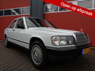 Mercedes-Benz 190-serie 2.0 E Standard Automaat Belastingvrij Nieuwe APK 18-07-2027 !!!!