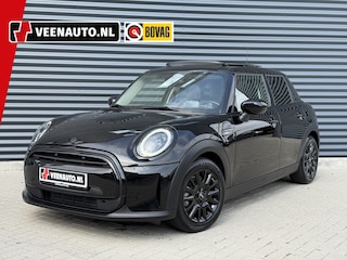 Mini Cooper 1.5 Camden Edition Pano/HUD/Apple