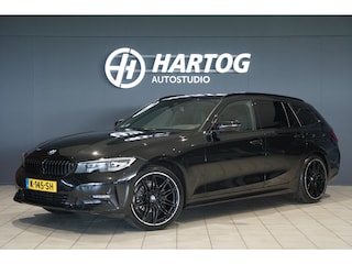 BMW 3-serie Touring 318i High Executive *INCL. BTW* + HEAD-UP / SPORTSTOEL / 19'' LMV