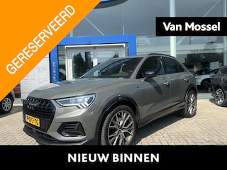 Audi Q3 40 TFSI quattro S Line edition one | Trekhaak | Panorama schuifdak | S-Line in/exterieur | Dodehoekdetectie