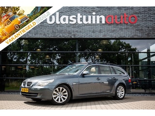 BMW 5-serie Touring 525d Business Line , Pano, Comfortstoelen, Stuur verstelbaar,