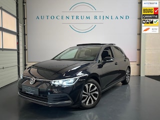 Volkswagen Golf 2.0 TDI Active Business Pano/winter pakket /trekhaak 1 Jaar BOVAG GARANTIE FULL OPTIES
