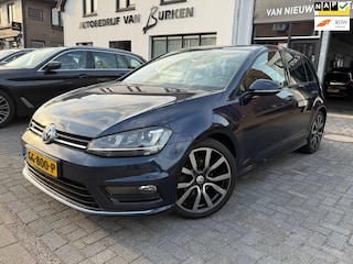 Volkswagen Golf 1.2 TSI Business Edition R, Navigatie,Stoelverwarming,Parkeersensoren,