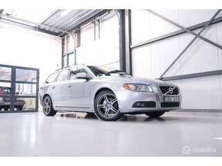 Volvo V70 2.0 D4 Summum | 5 cilinder | Automaat | Trekhaak | Leder | Bluetooth | xenon |