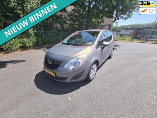 Opel Meriva 1.4 Turbo Edition NETTE AUTO RIJDT EN SCHAKELT GOED